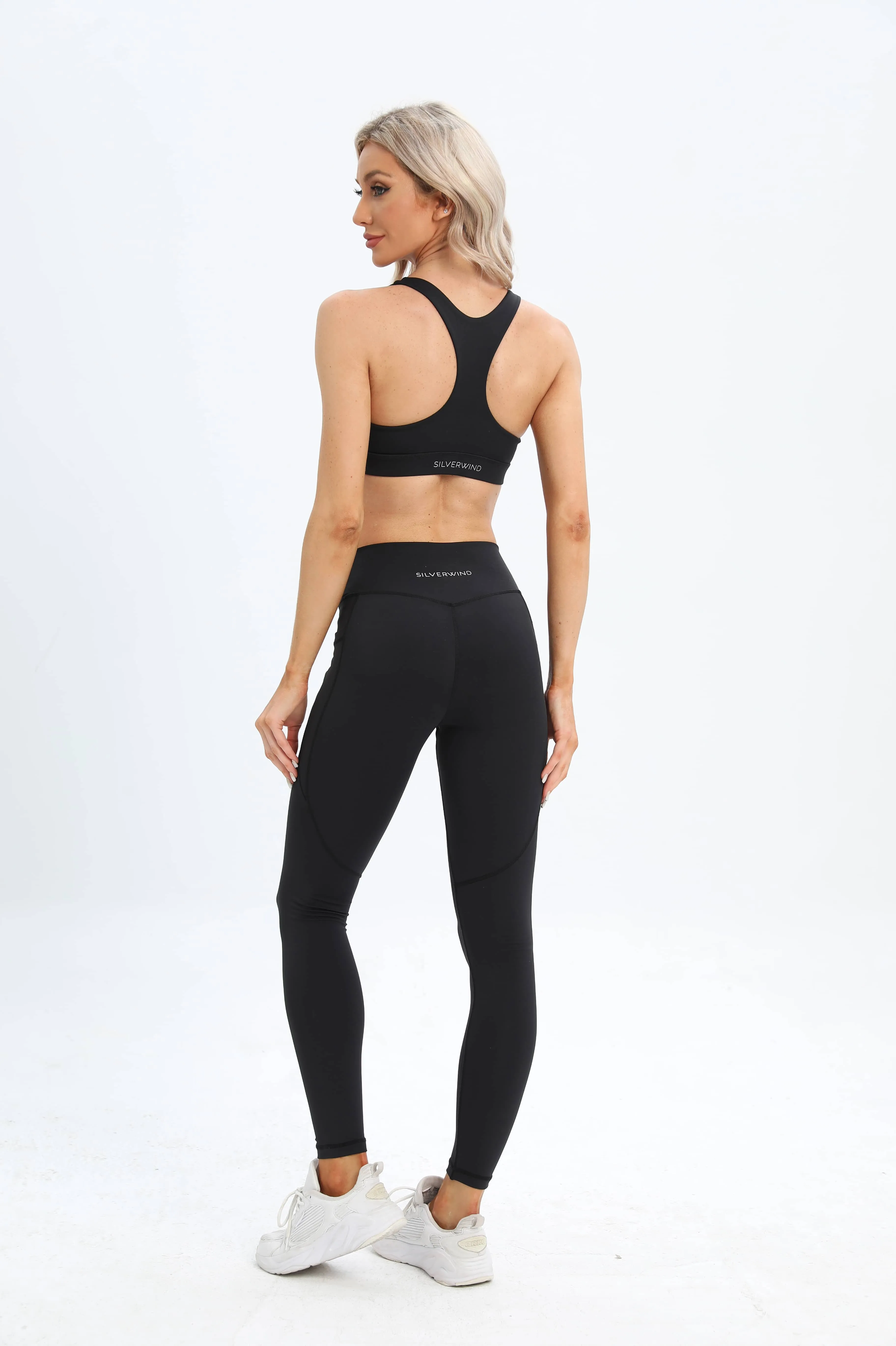 HeyCloud High-waisted Leggings with Pockets - Classic Black