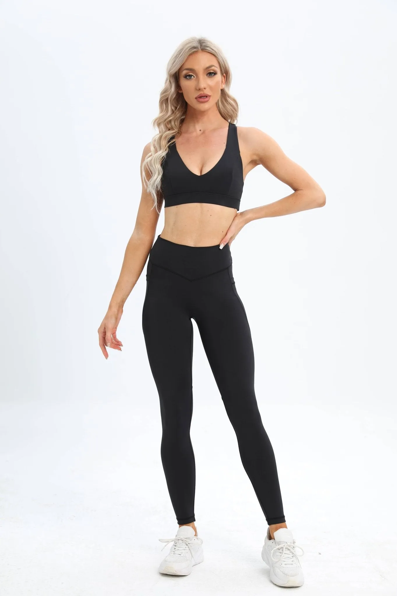HeyCloud High-waisted Leggings with Pockets - Classic Black