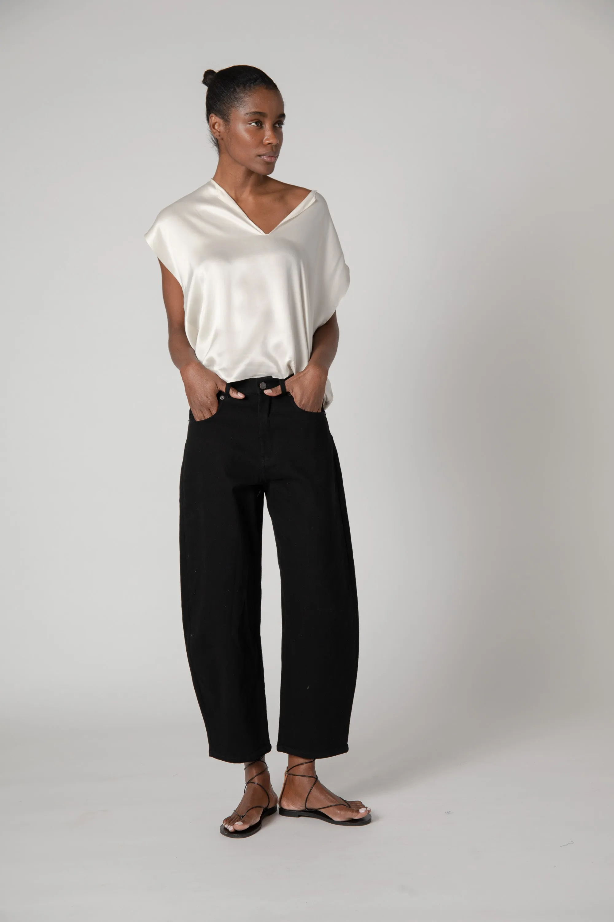 The Classic Barrel Leg Jeans