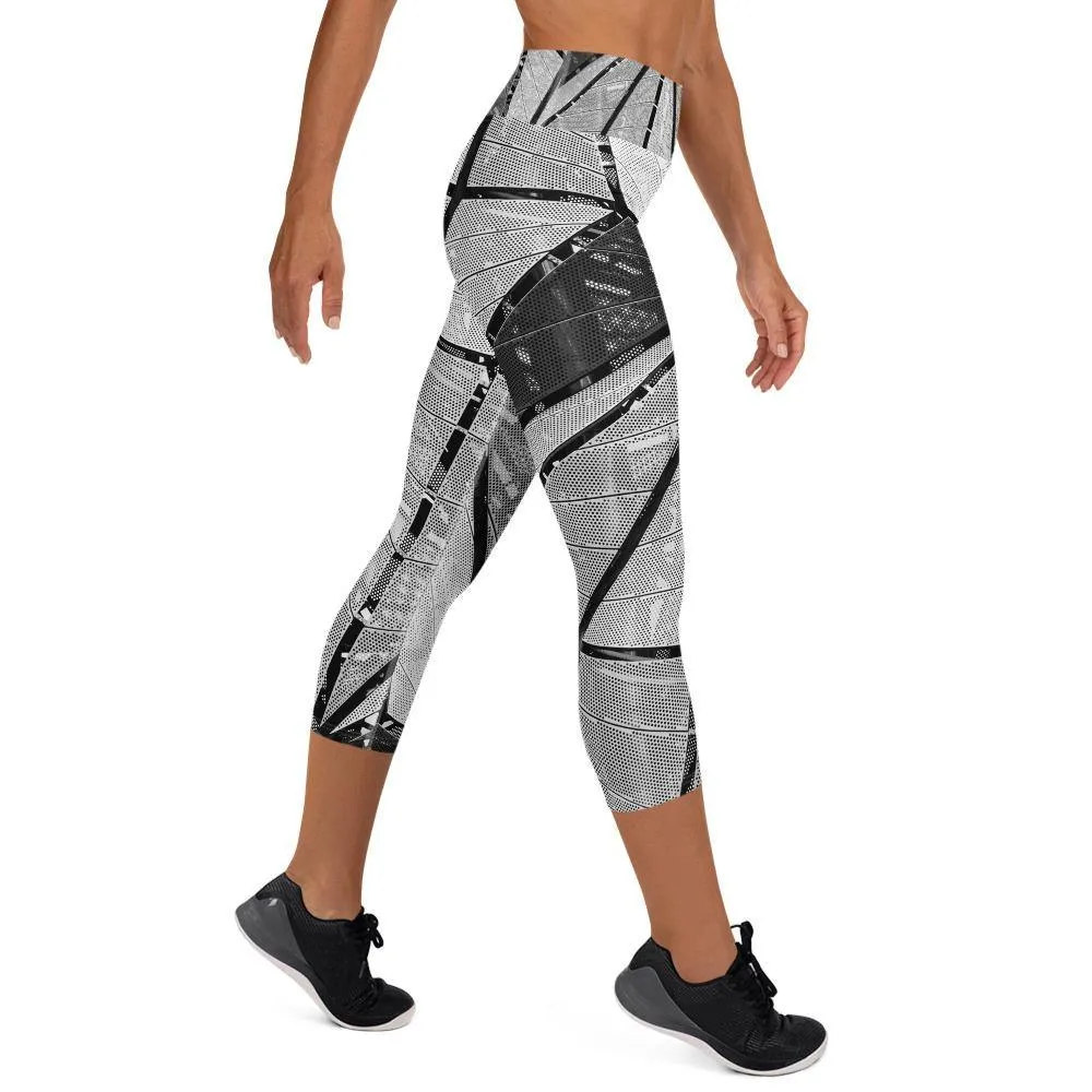 Vertigo High Waist Capri